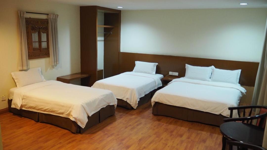 906 Hotel Melaka Raya Exterior photo